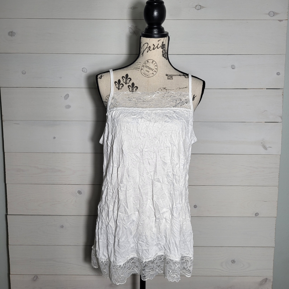 Maurices Lace Trim Cami Crinkle Plus Size Top.
